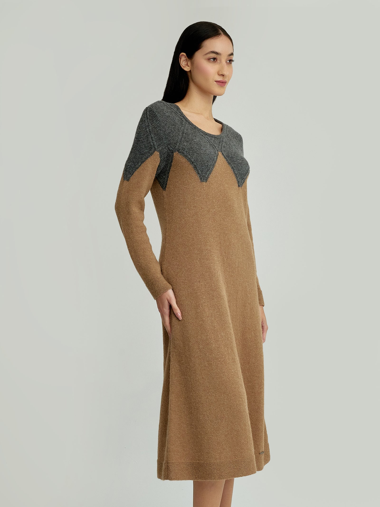 Vestido Yelissa De Baby Alpaca Color Camel