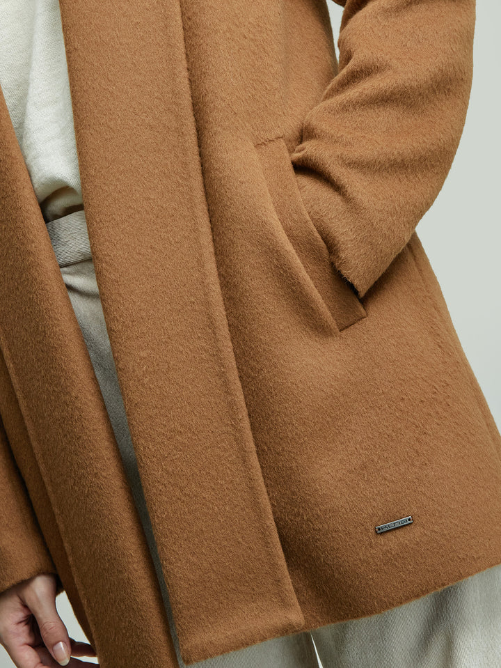 ABRIGO SHORT SWING DE BABY ALPACA COLOR CAMEL