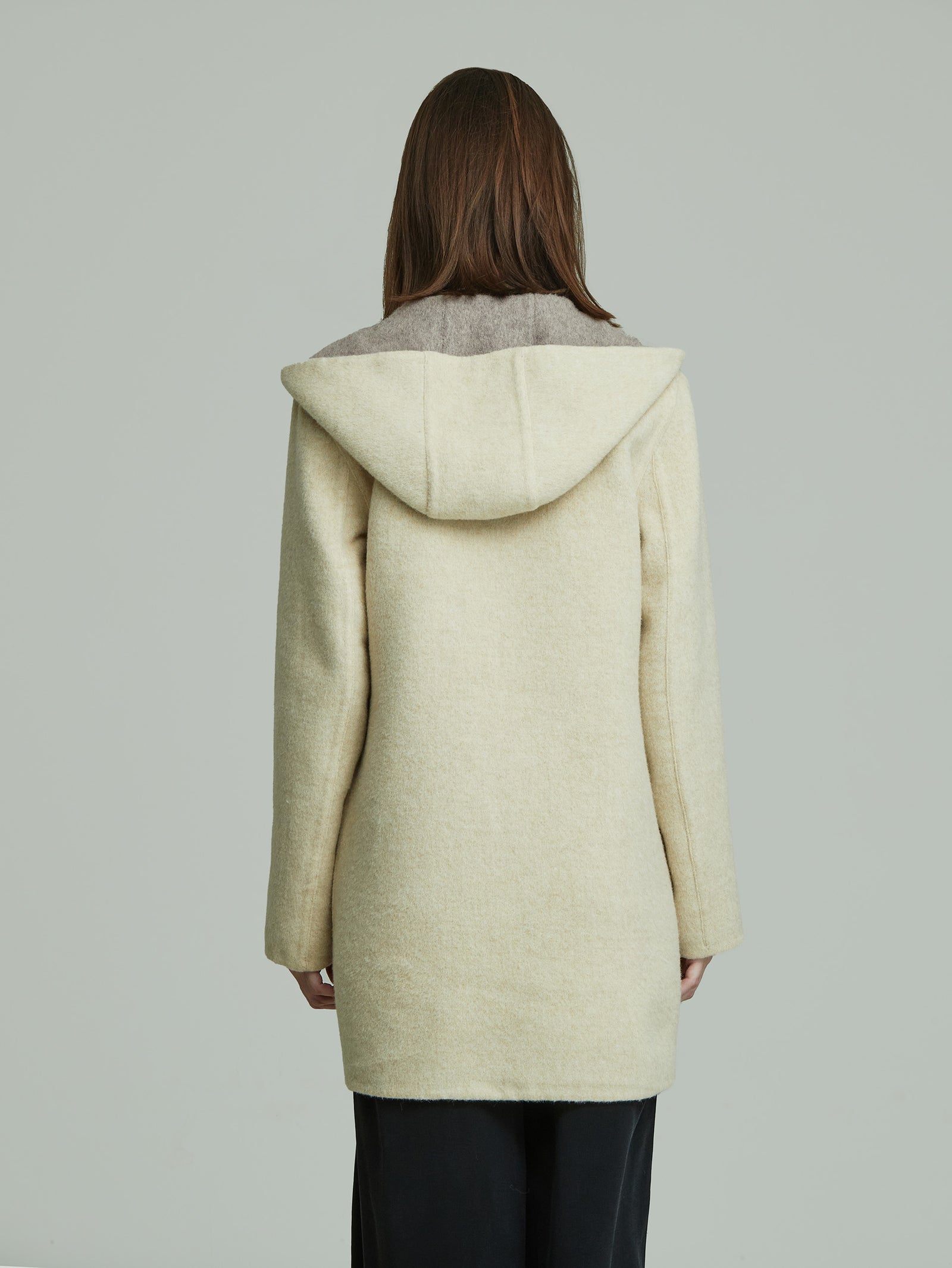 Abrigo Alaia De Baby Alpaca Color Beige