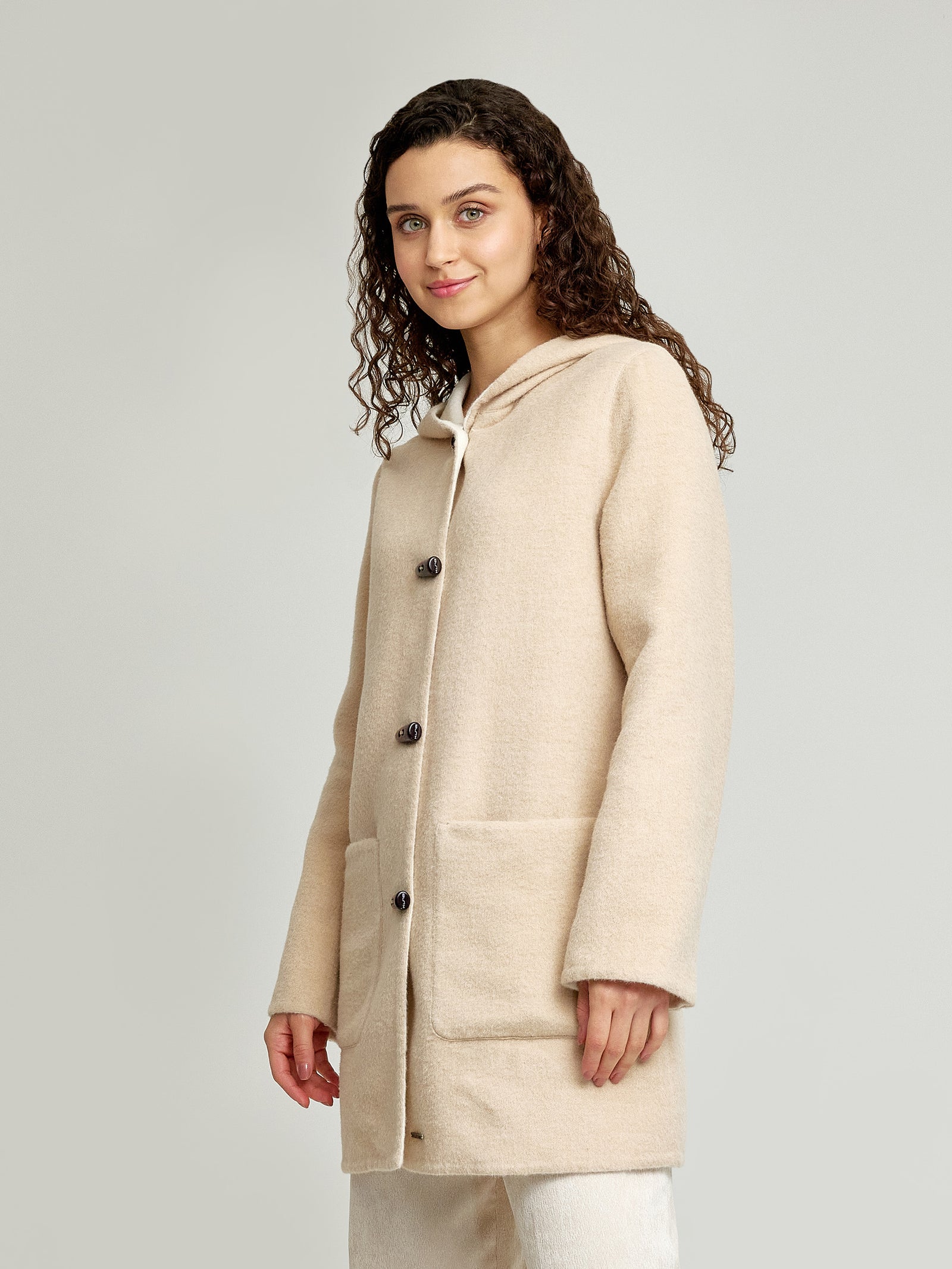 Abrigo Anastasia De Baby Alpaca & Lana Color Nomad