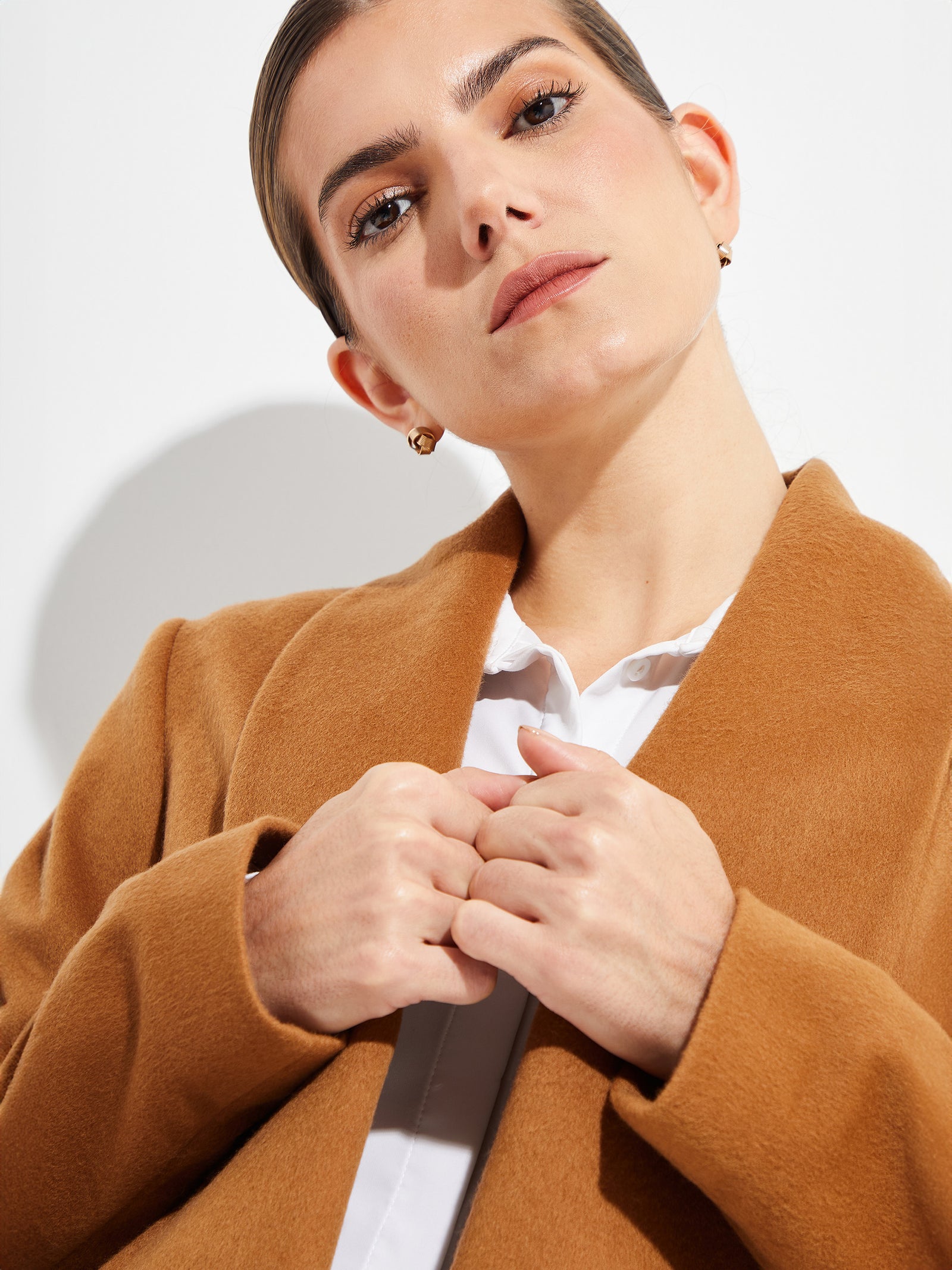 Camel-colored Vicuña Swing Short Coat