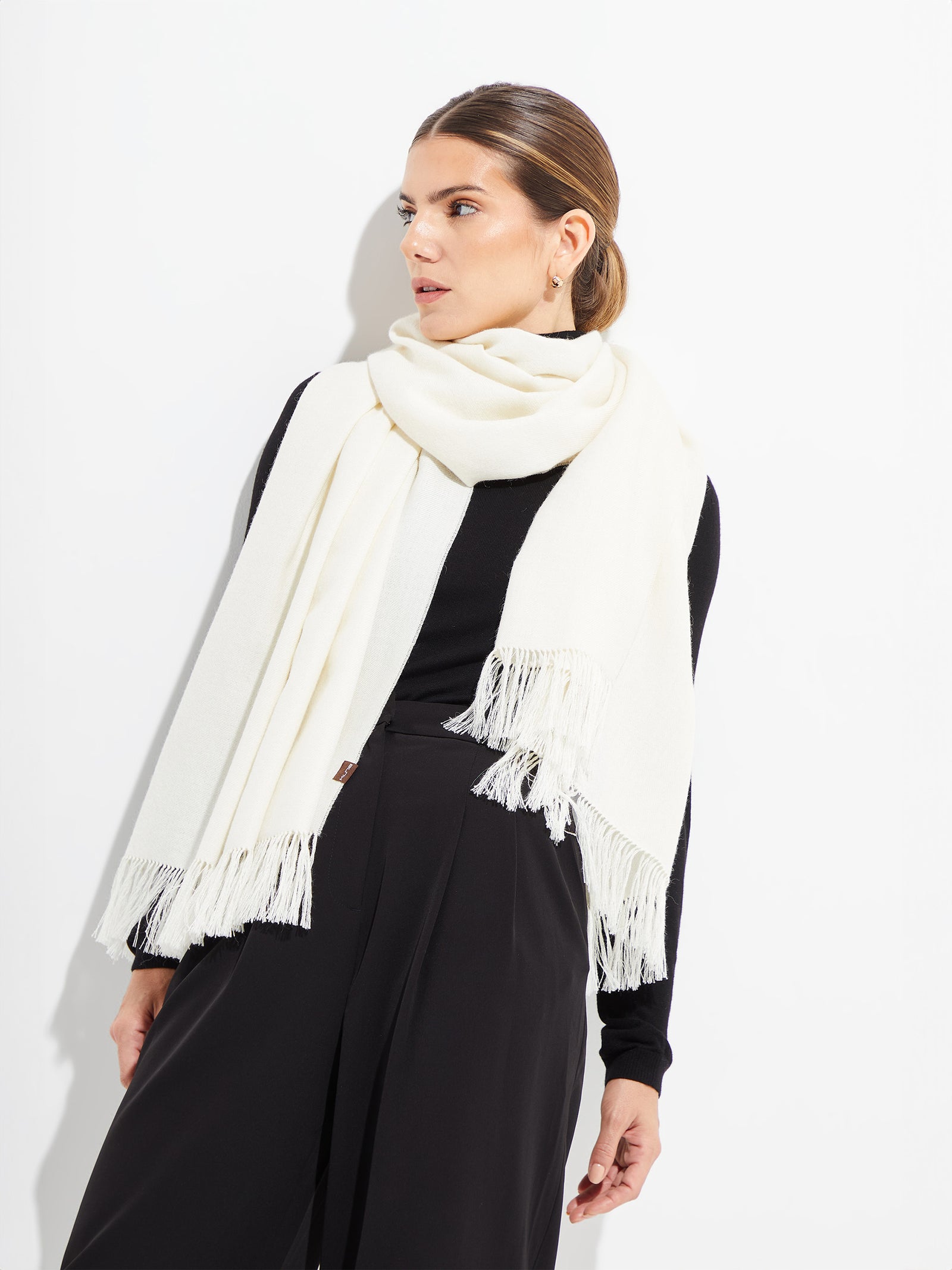 Jee Stole From Royal Alpaca In White