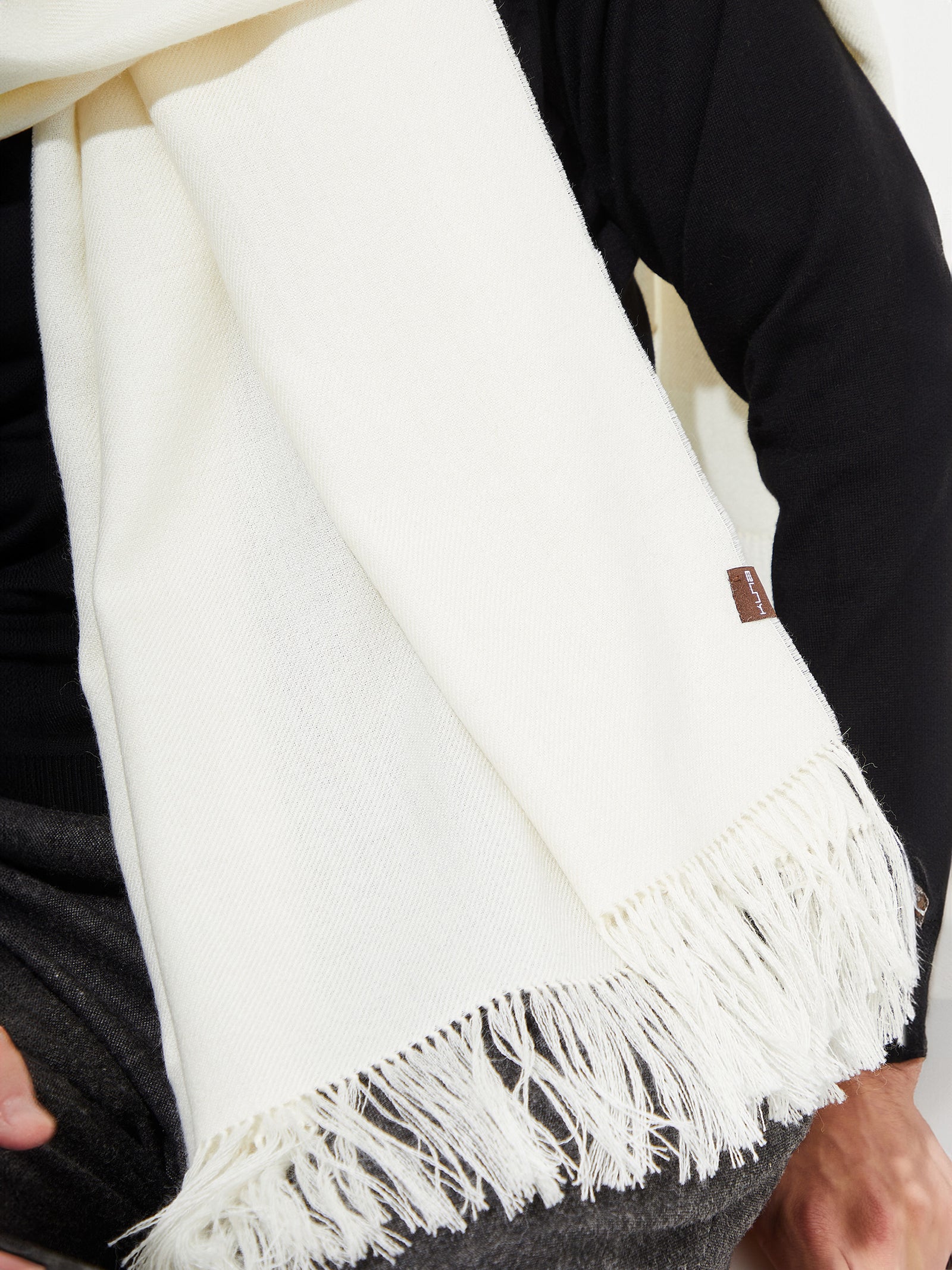 Jee Stole From Royal Alpaca In White