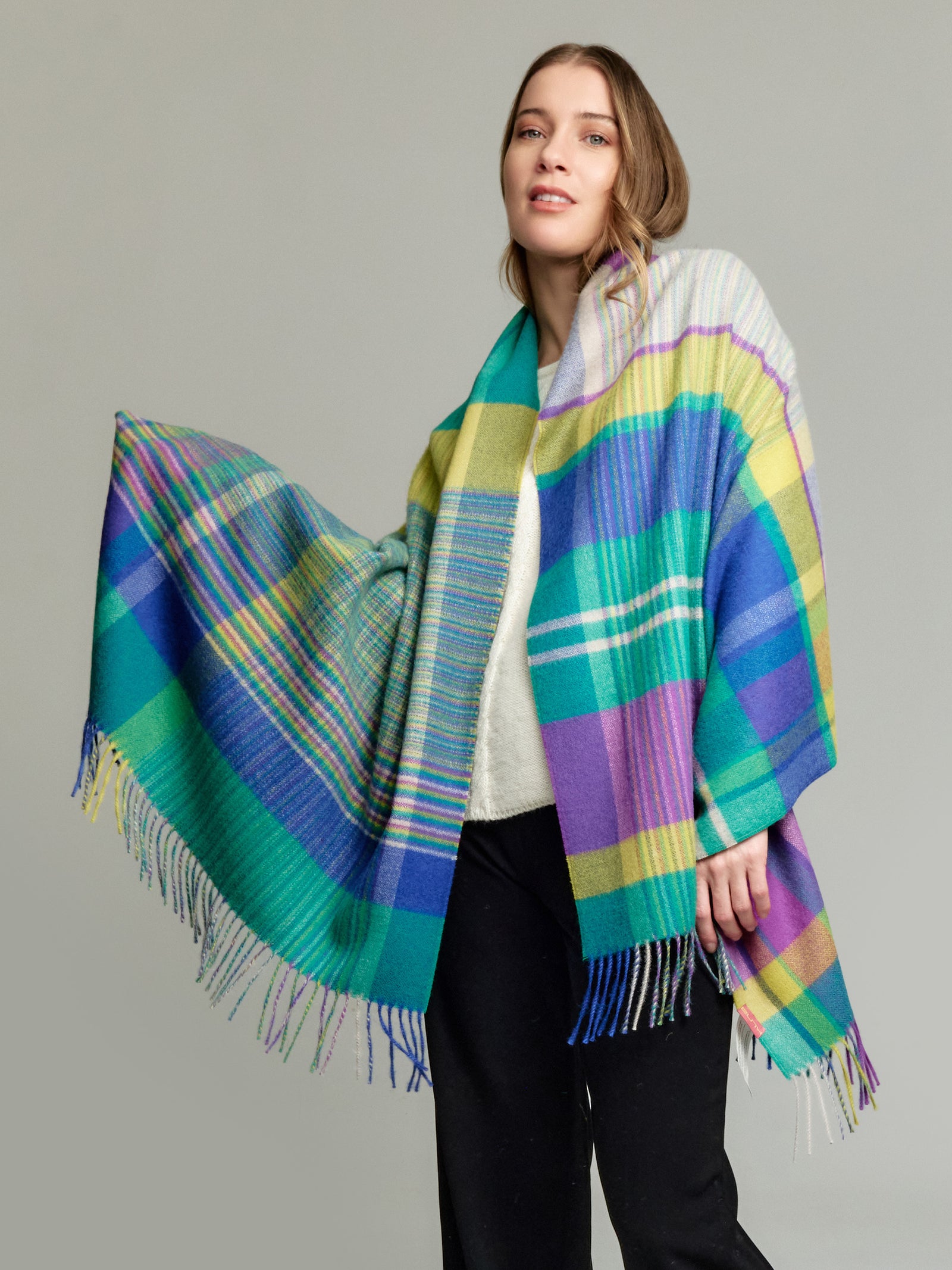 Estola Yolima De Baby Alpaca Color Multicolor