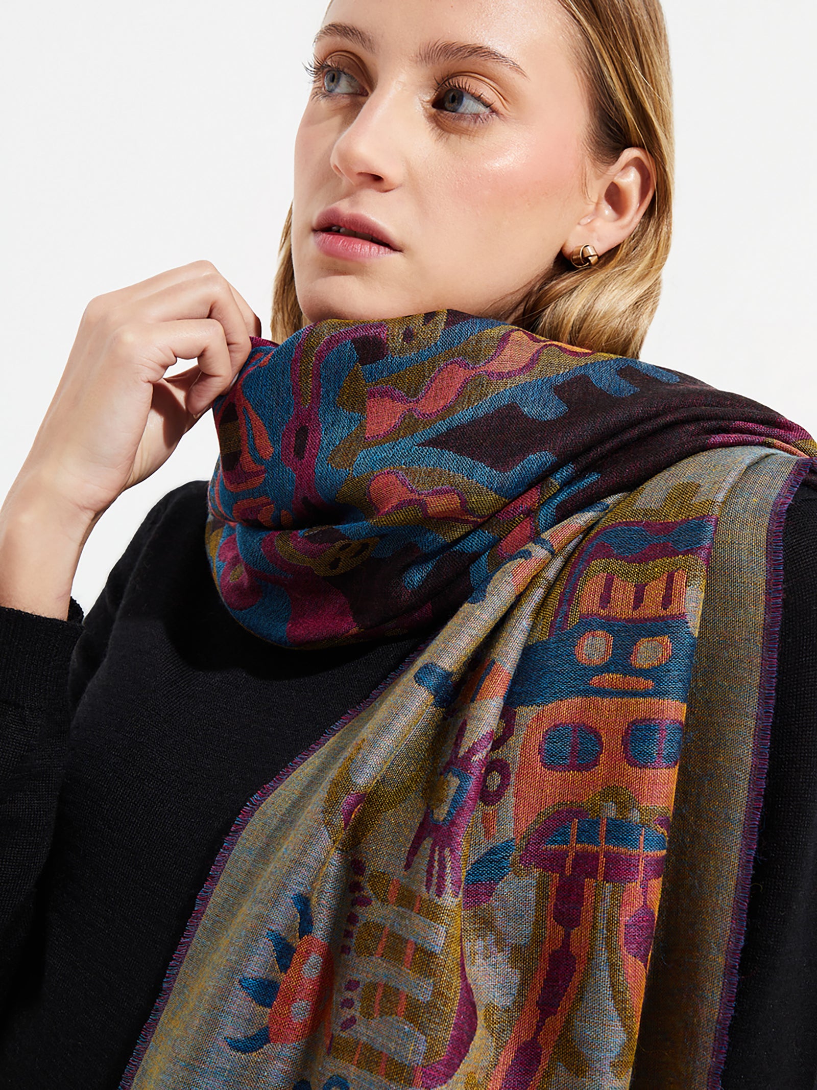 Nazca Stole - 34 Royal Alpaca in Black