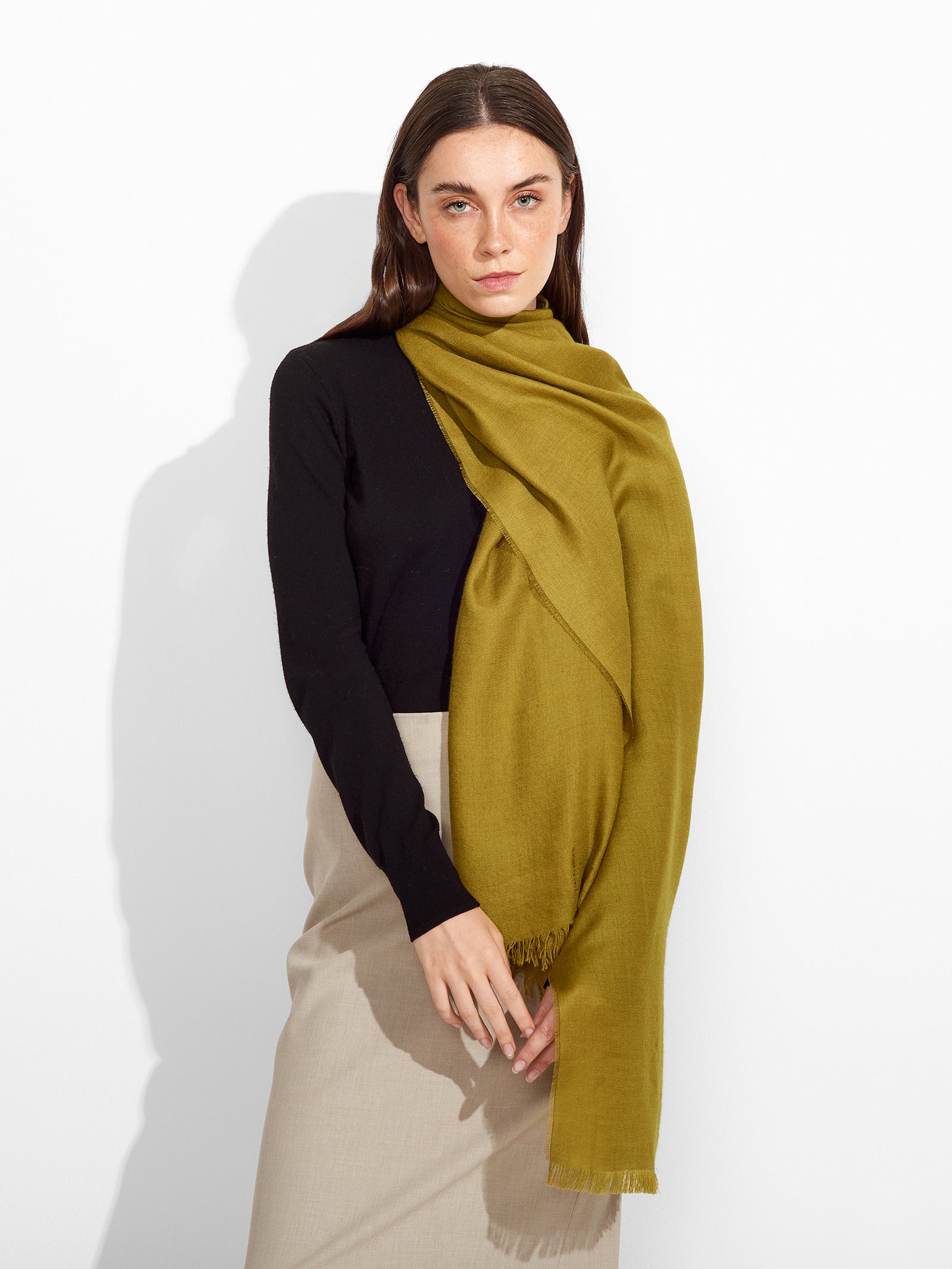 Estola Teaberry De Baby Alpaca Color Verde
