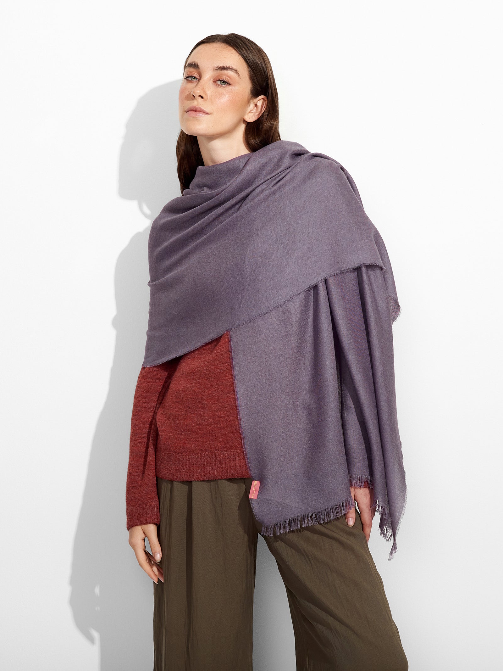 Estola Teaberry De Baby Alpaca Color Morado