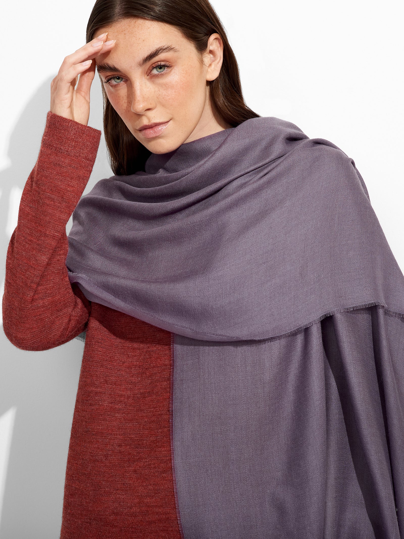 Estola Teaberry De Baby Alpaca Color Morado