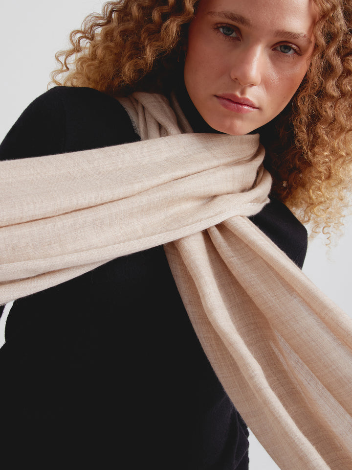 Estola Teaberry Eco De Baby Alpaca Color Gris