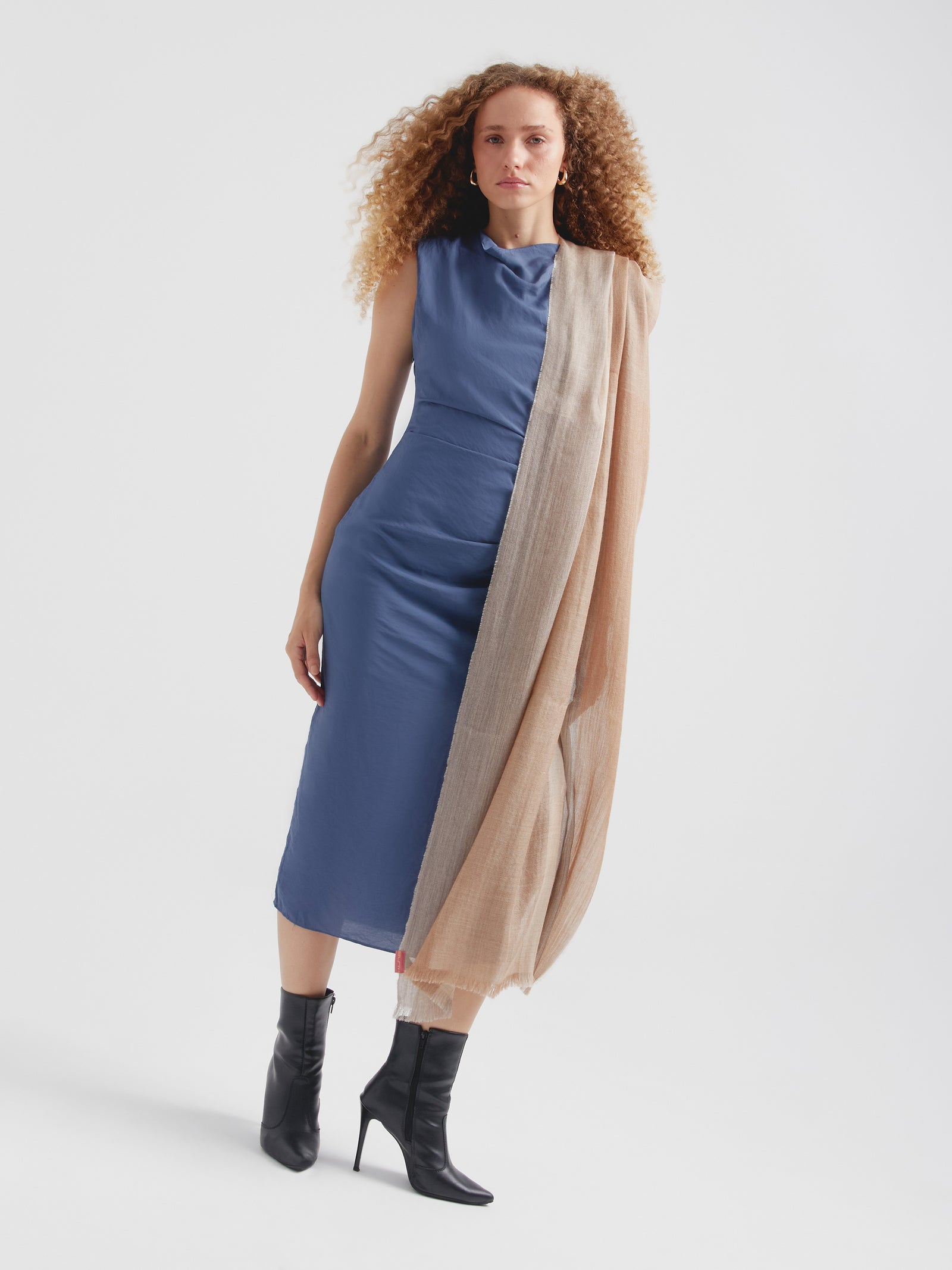 Estola Wicht De Baby Alpaca Color Camel