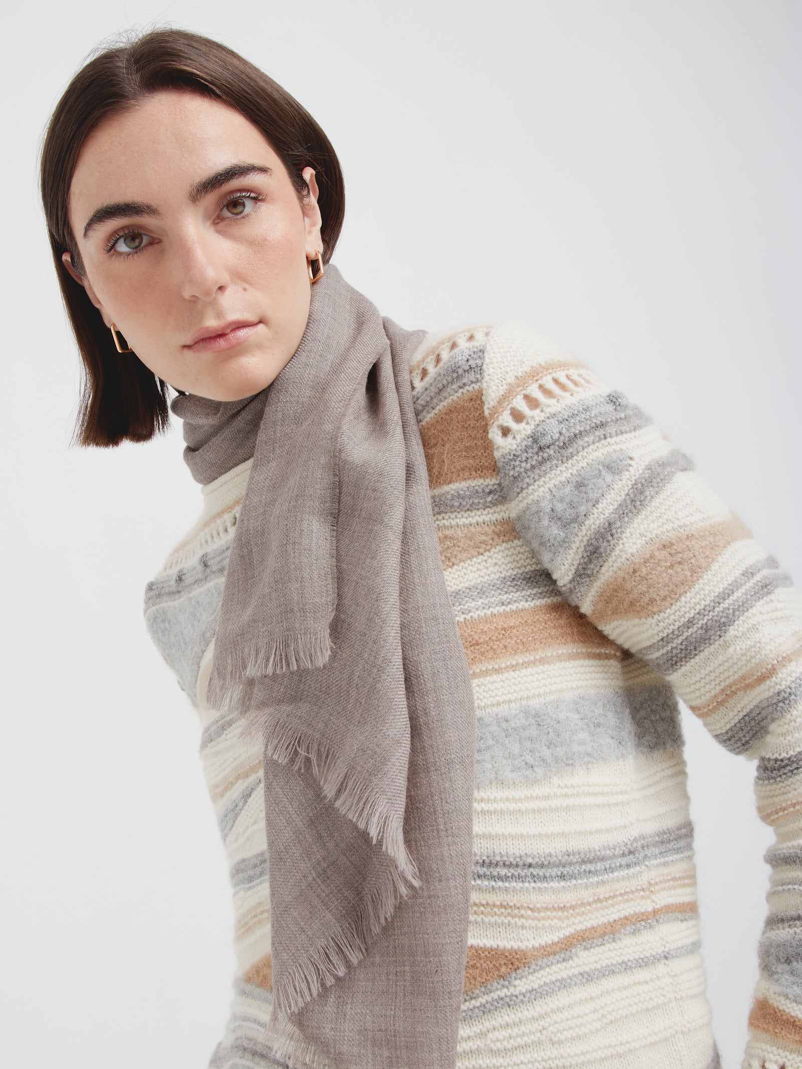 Estola Amareto De Baby Alpaca Color Gris