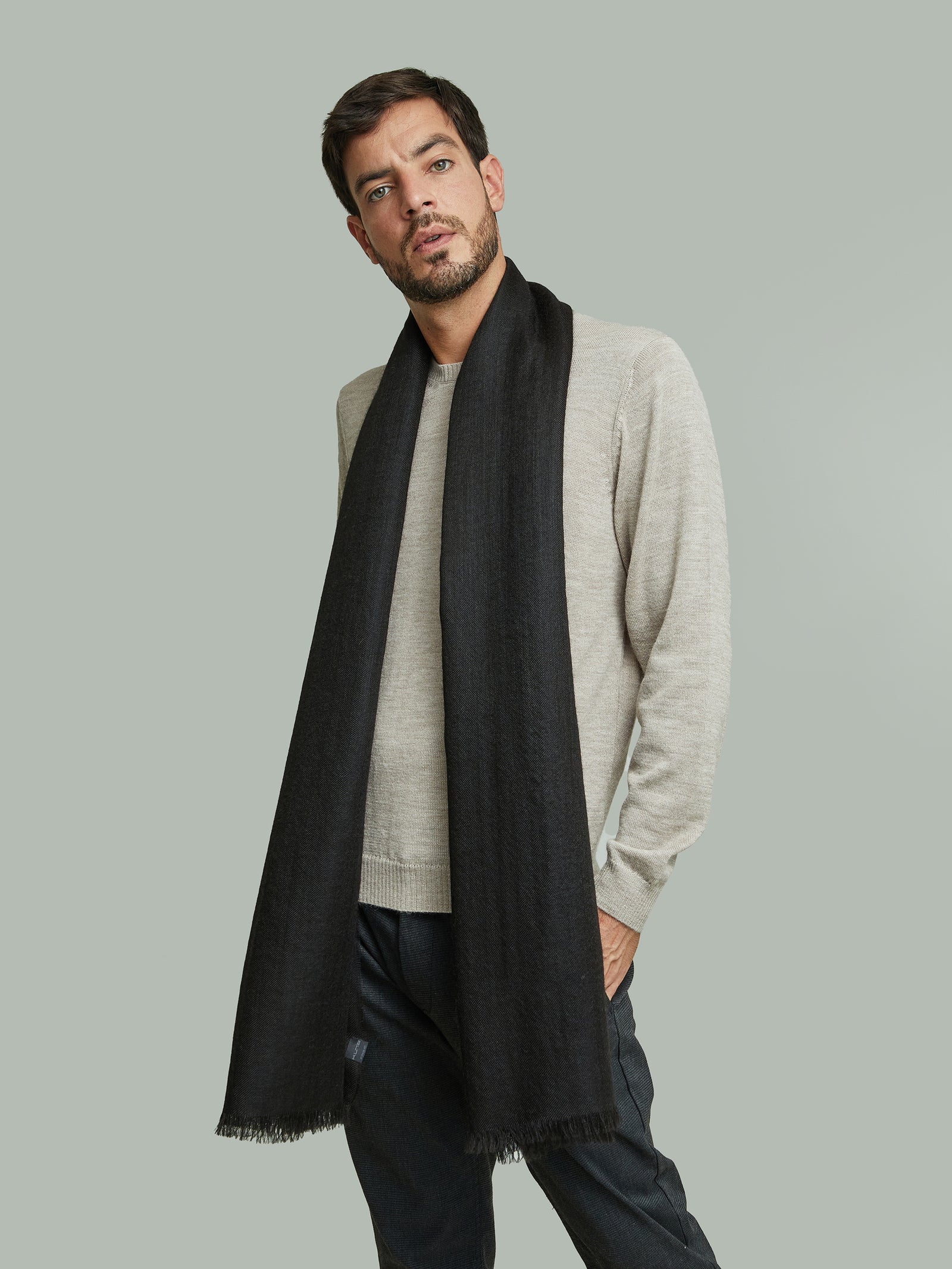 Estola Breeze De Baby Alpaca Color Negro