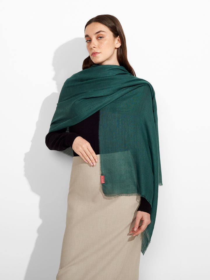 Estola Alondra De Baby Alpaca Color Verde Oscuro