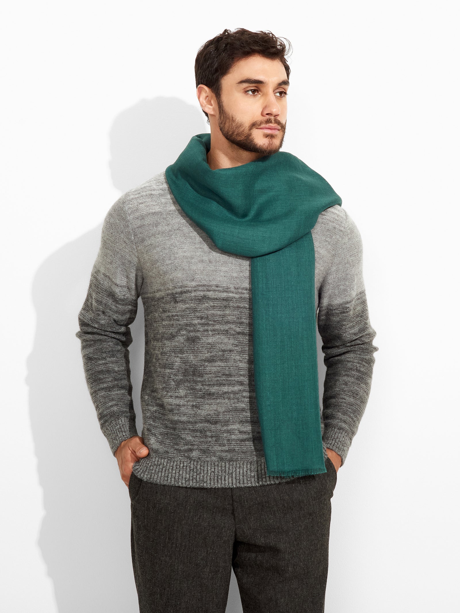 Estola Alondra De Baby Alpaca Color Verde Oscuro