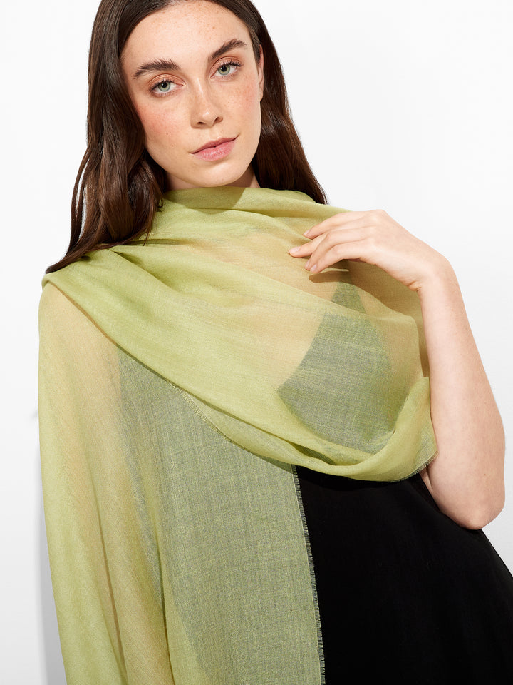 Estola Alondra De Baby Alpaca Color Verde Claro