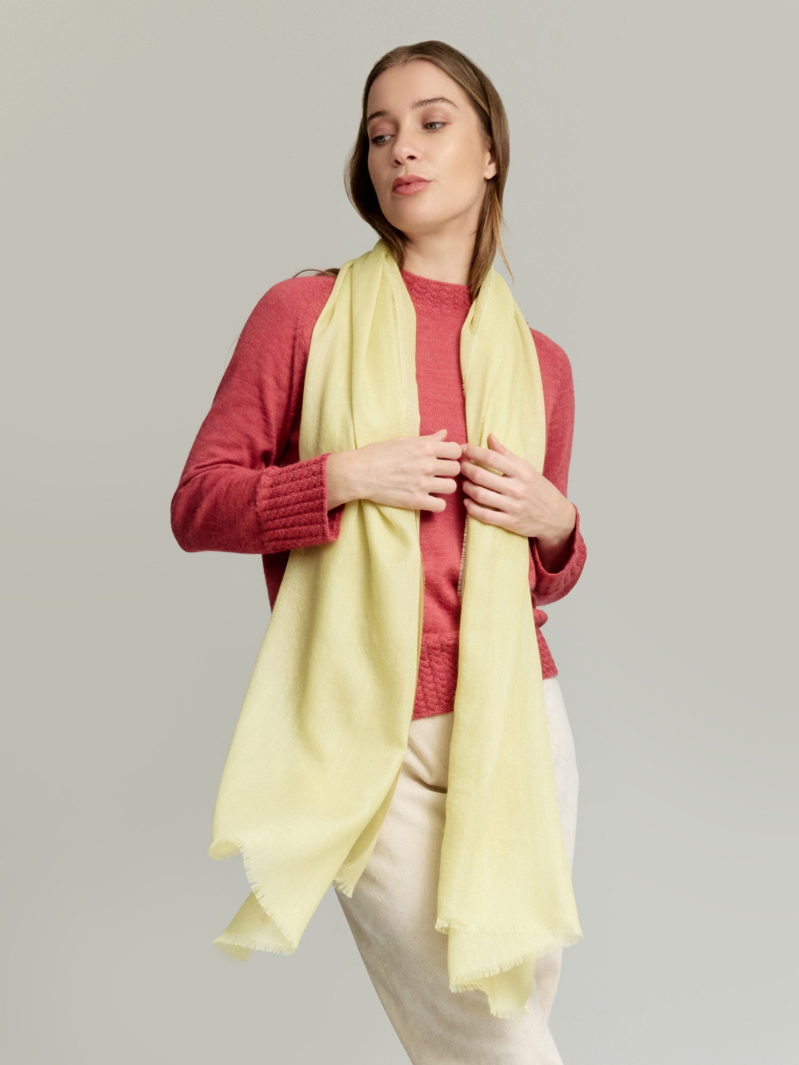 Estola Alondra De Baby Alpaca Color Verde