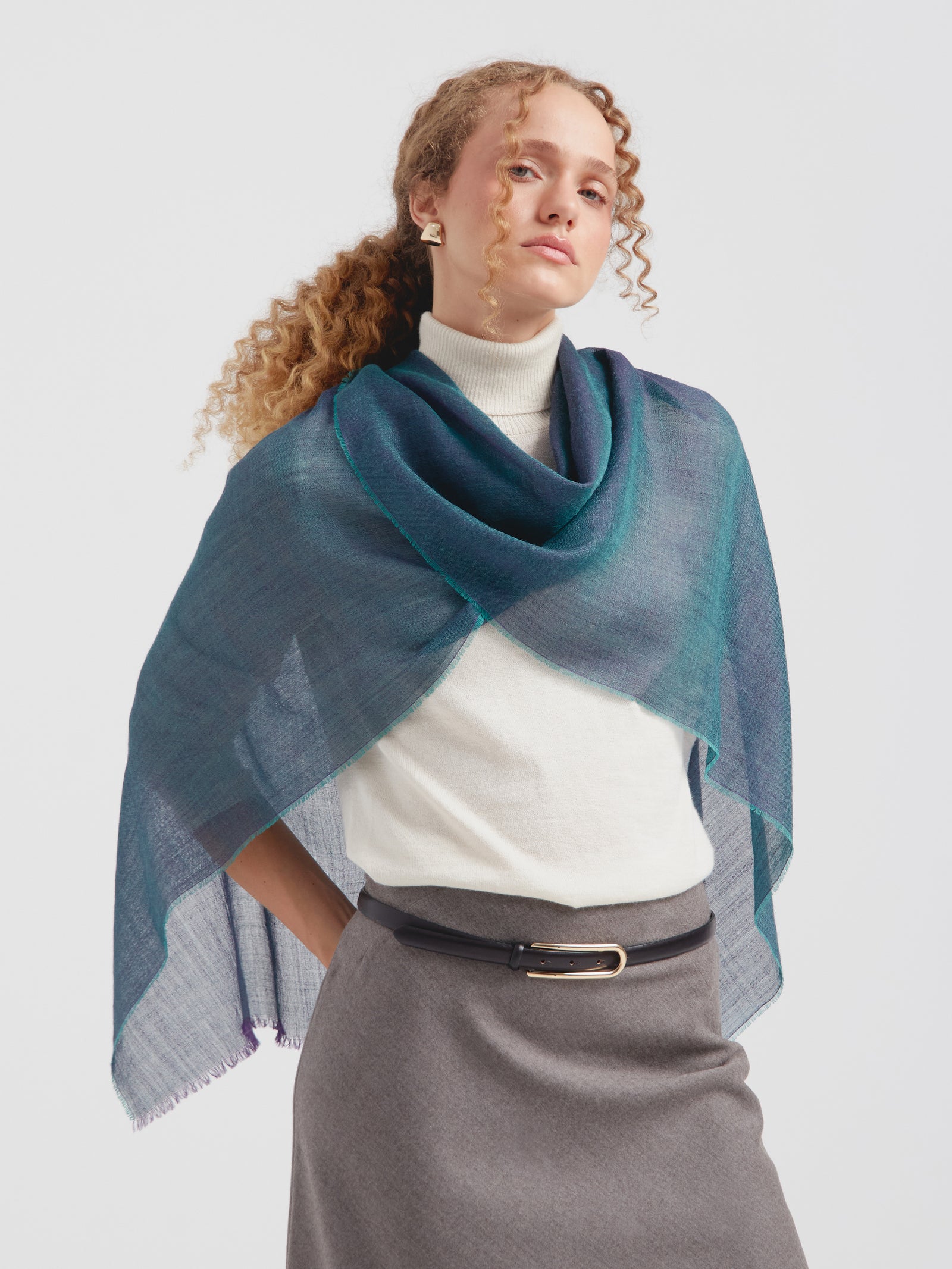 Estola Zaina De Baby Alpaca Color Azul