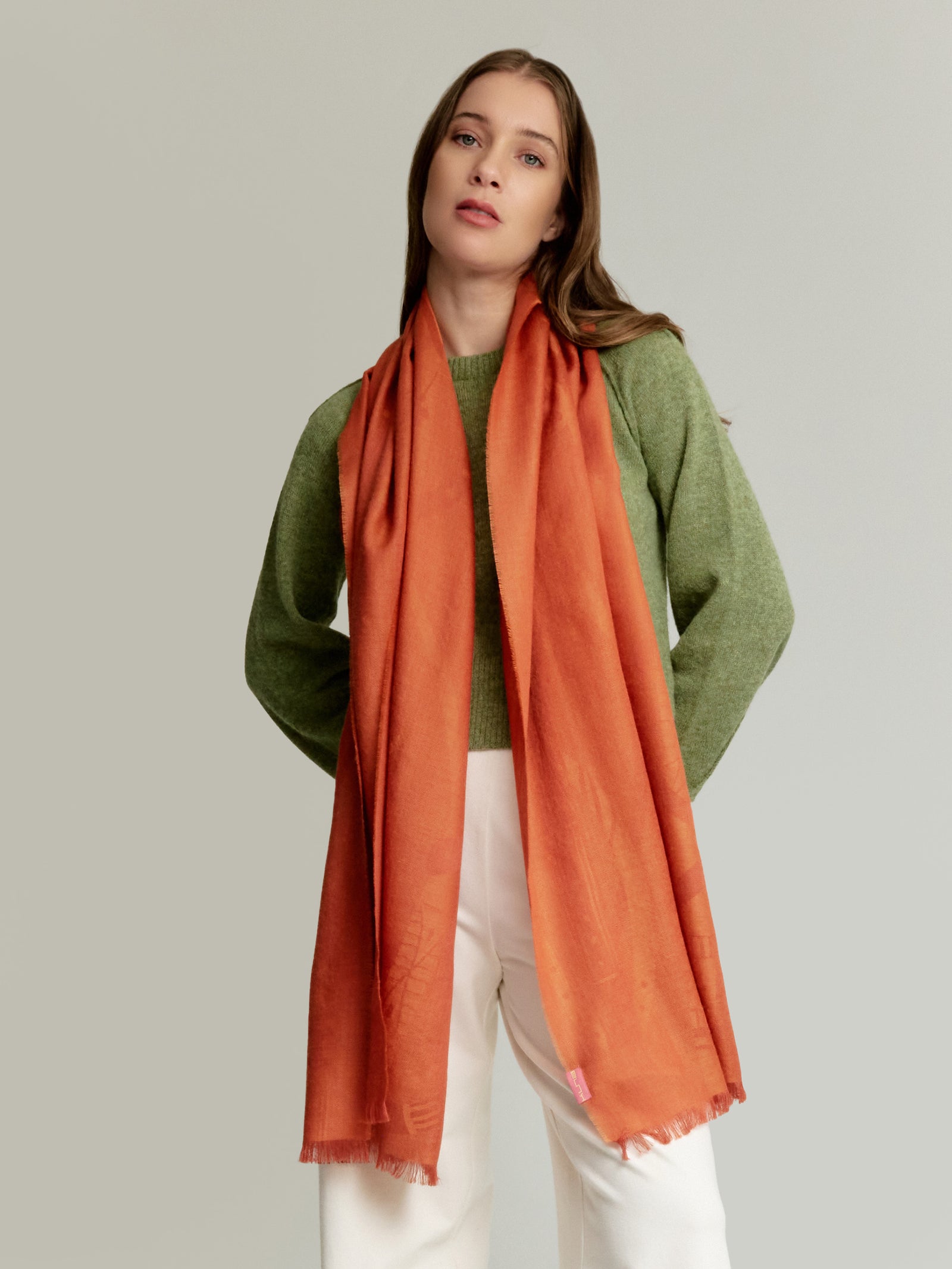 Estola Yulene De Baby Alpaca Color Naranja