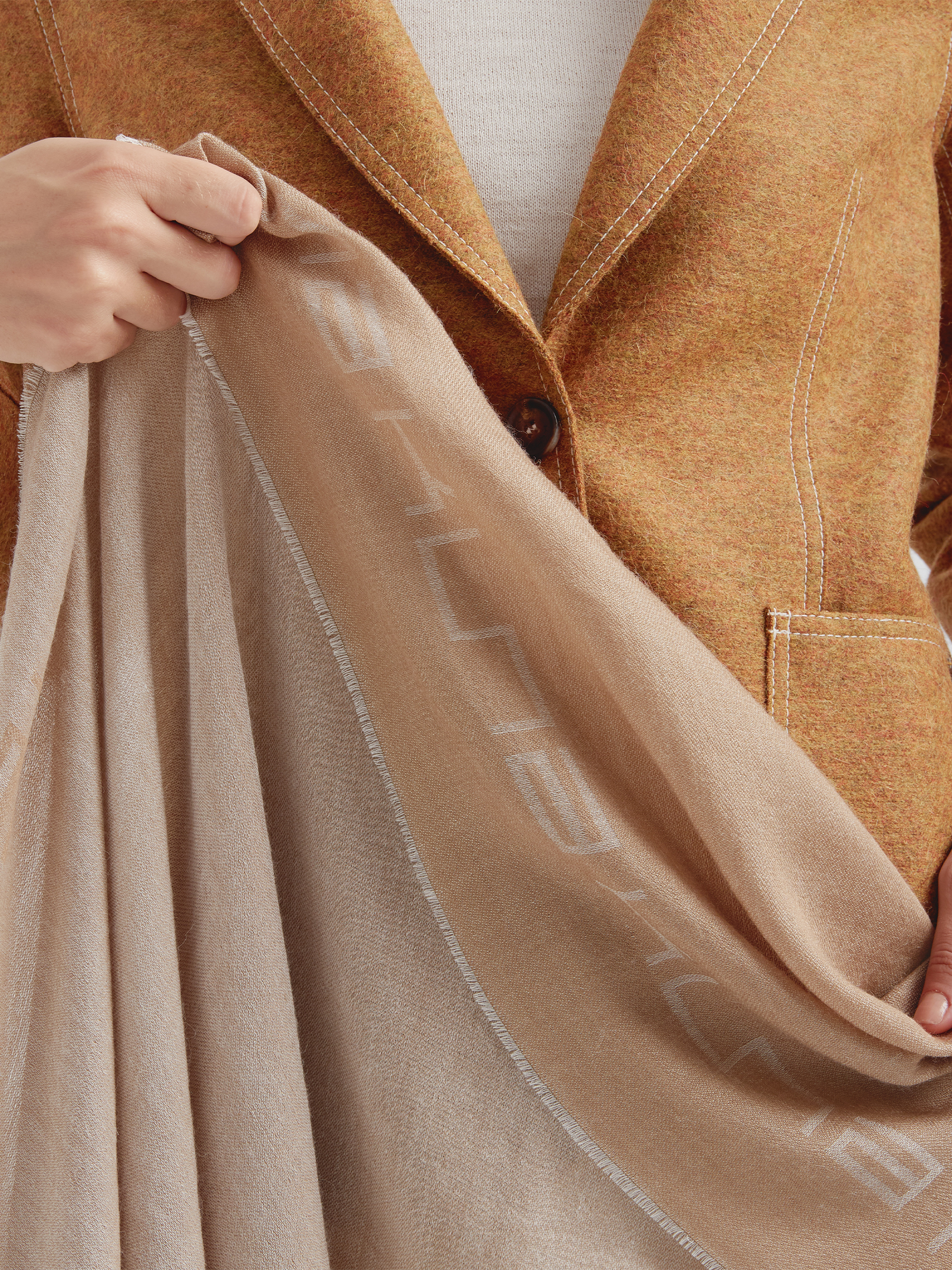 Estola Cantera De Baby Alpaca Color Camel
