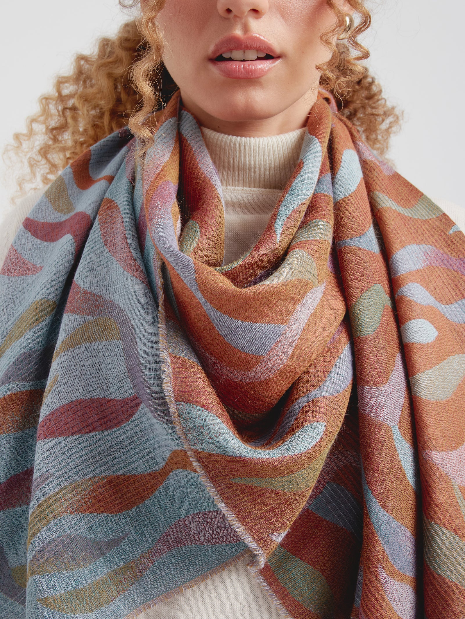 Estola Carabely De Baby Alpaca Color Multicolor