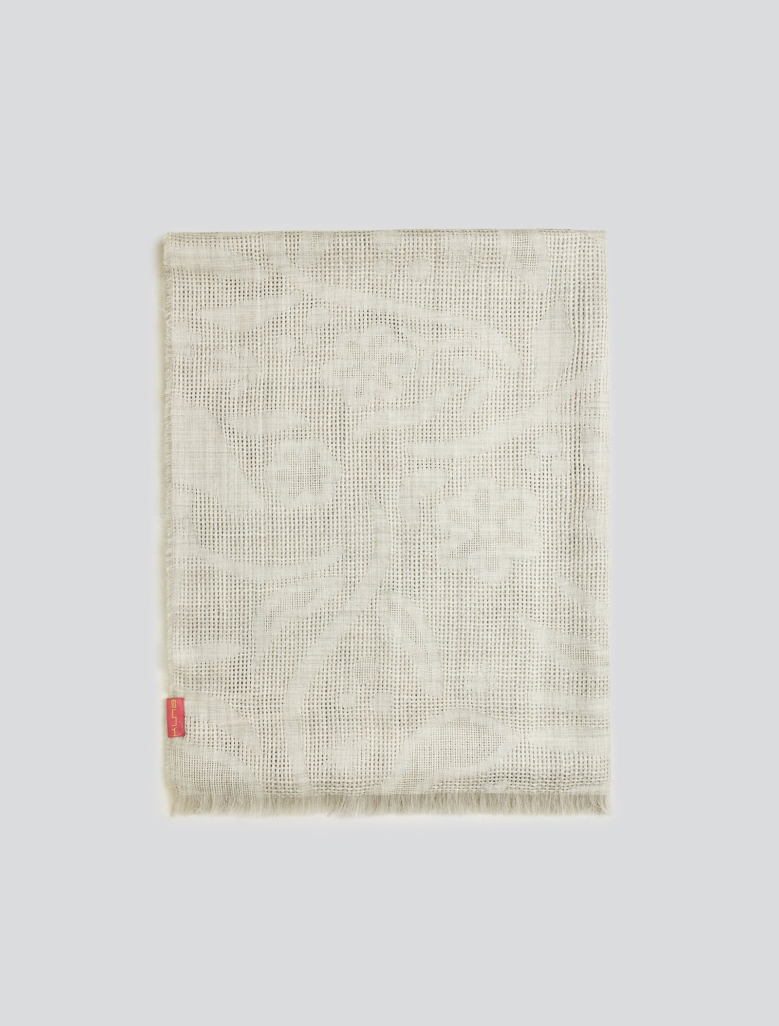 Yruma Stole Made of Baby Alpaca in Grey