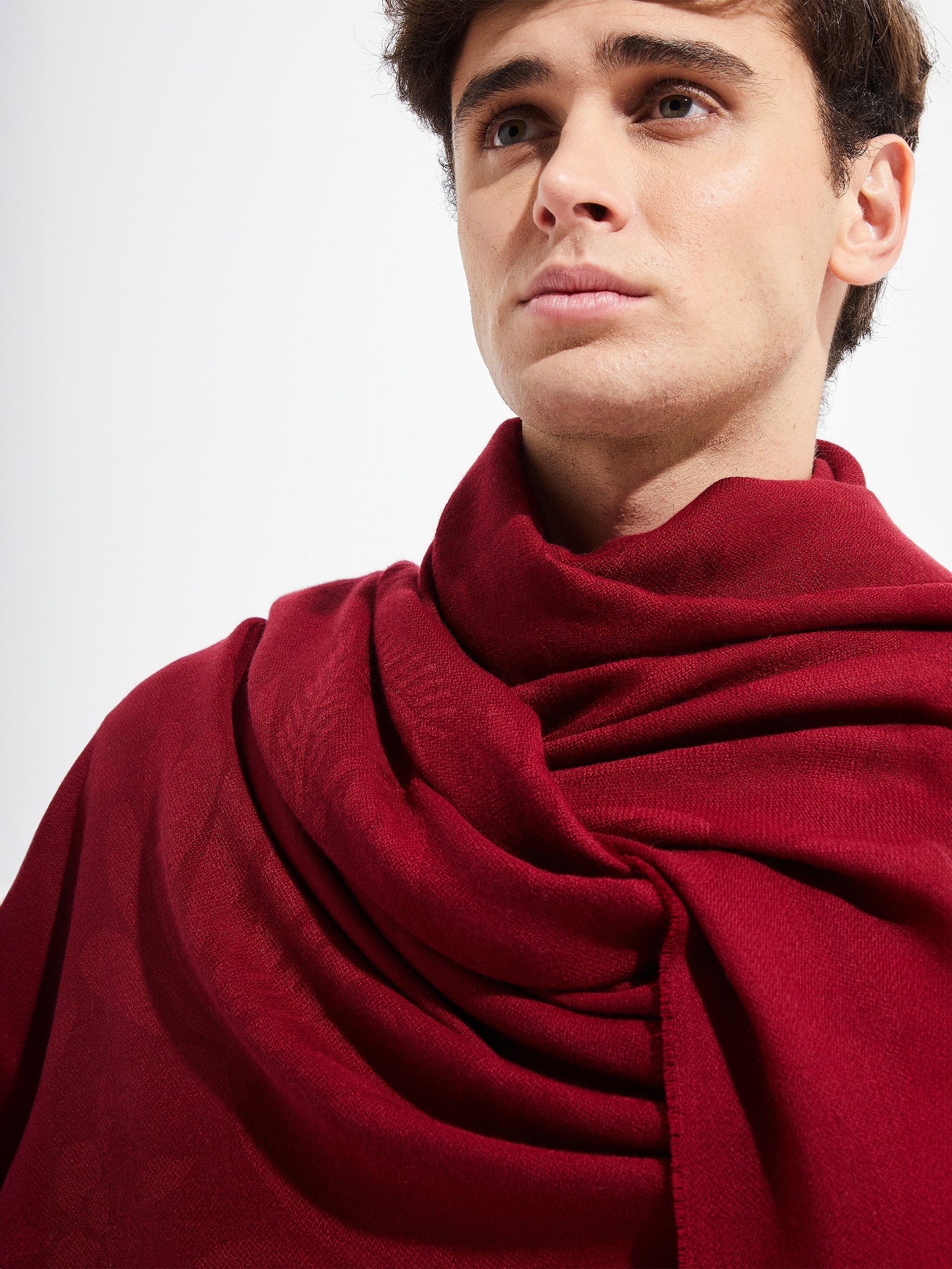 Estola Brocade De Vicuña Color Rojo