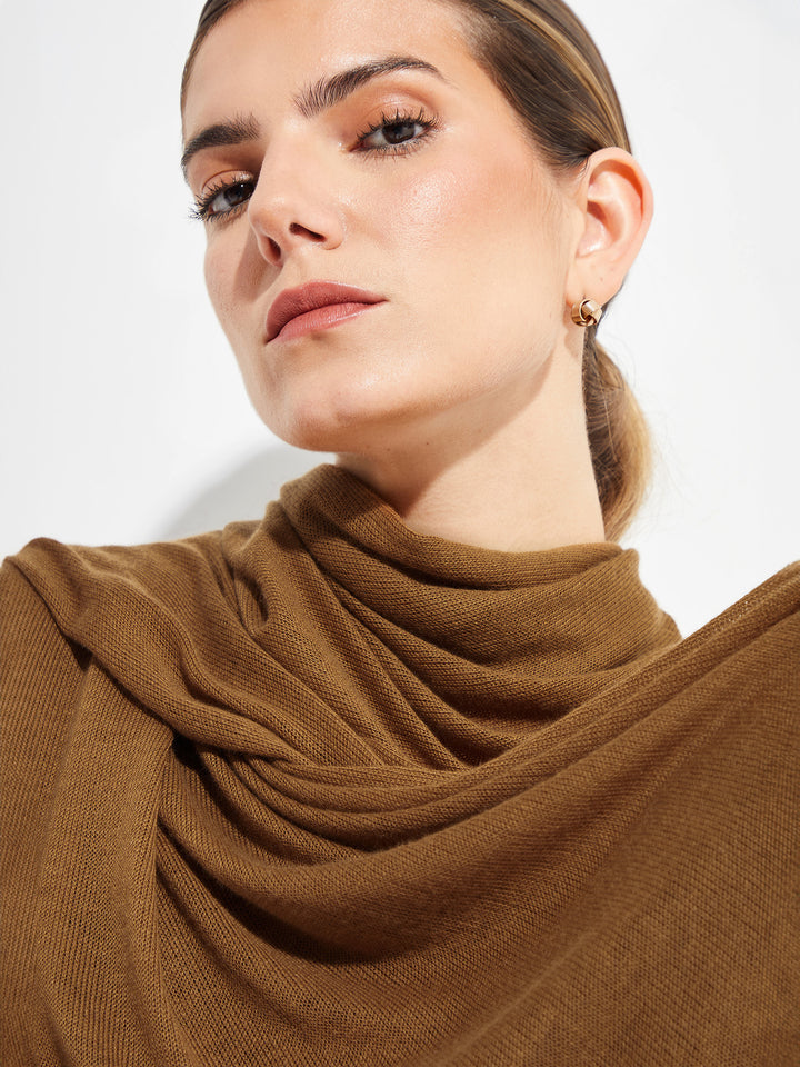 Estola Bouveret De Vicuña Color Camel