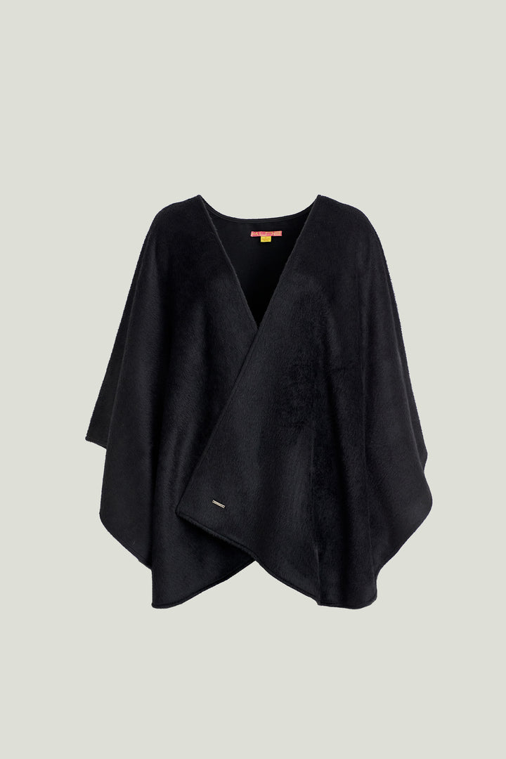 Capa Gil De Baby Alpaca Color Black