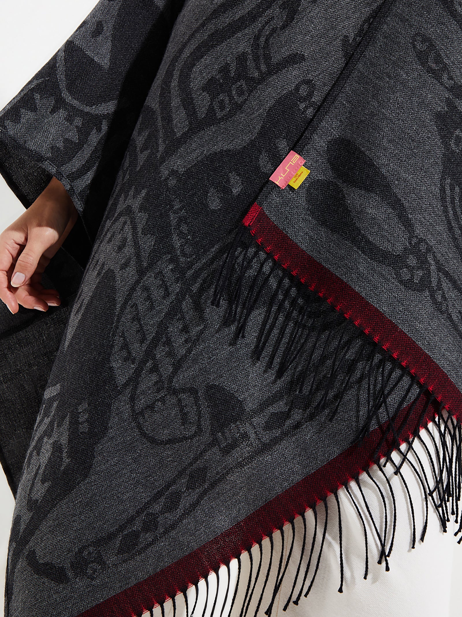 Nazca Cape - 45 In. Royal Alpaca Black