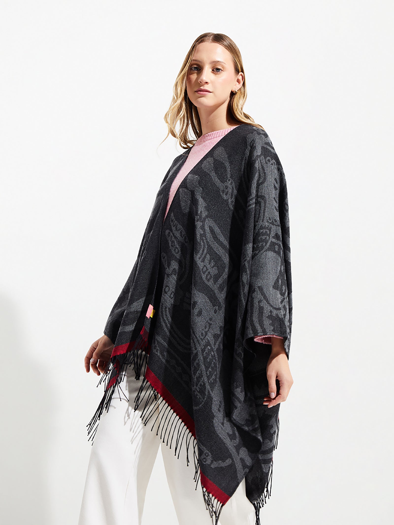 Nazca Cape - 45 In. Royal Alpaca Black