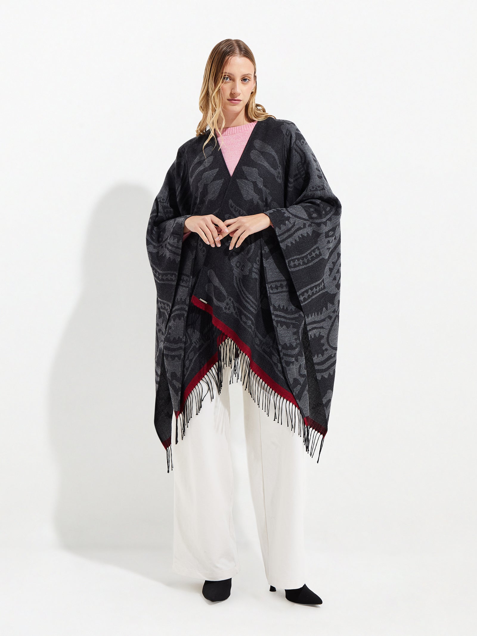Nazca Cape - 45 In. Royal Alpaca Black