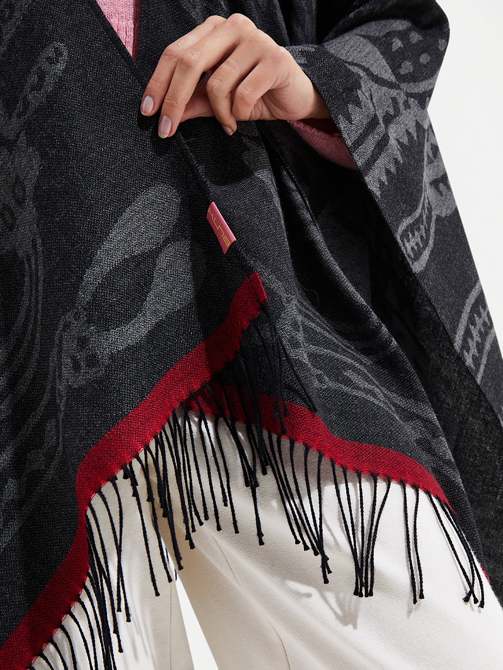Nazca Cape - 45 In. Royal Alpaca Black