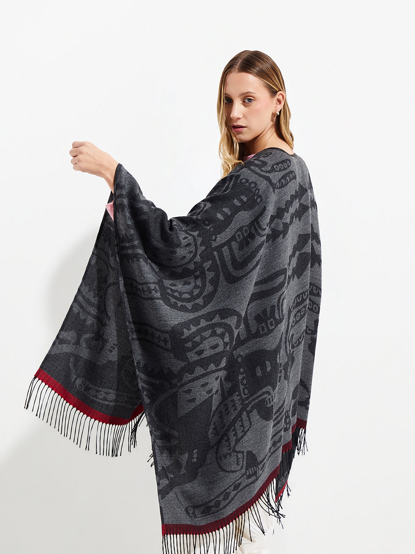 Nazca Cape - 45 In. Royal Alpaca Black