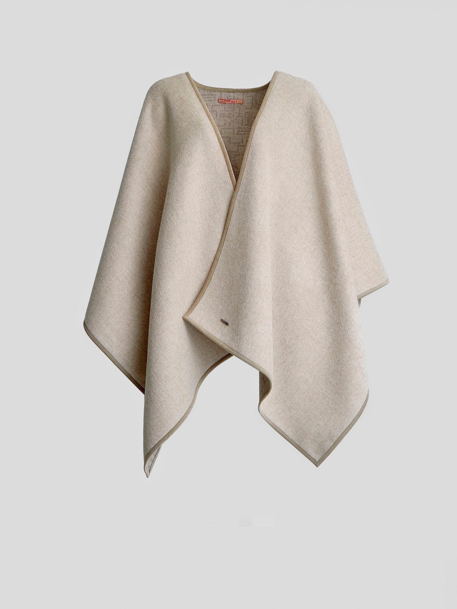 Capa Yper De Baby Alpaca Color Beige