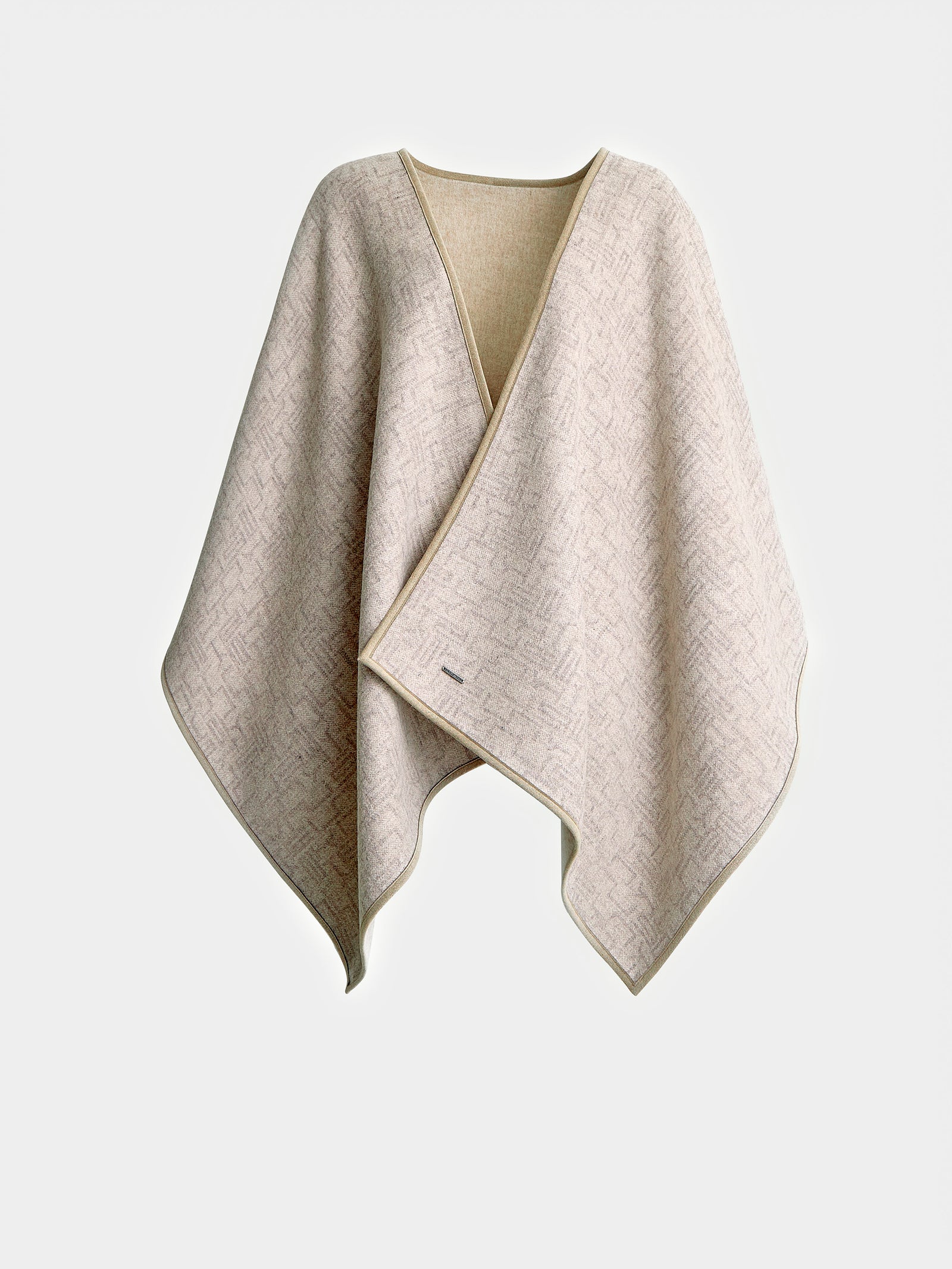 Capa Yper De Baby Alpaca Color Beige