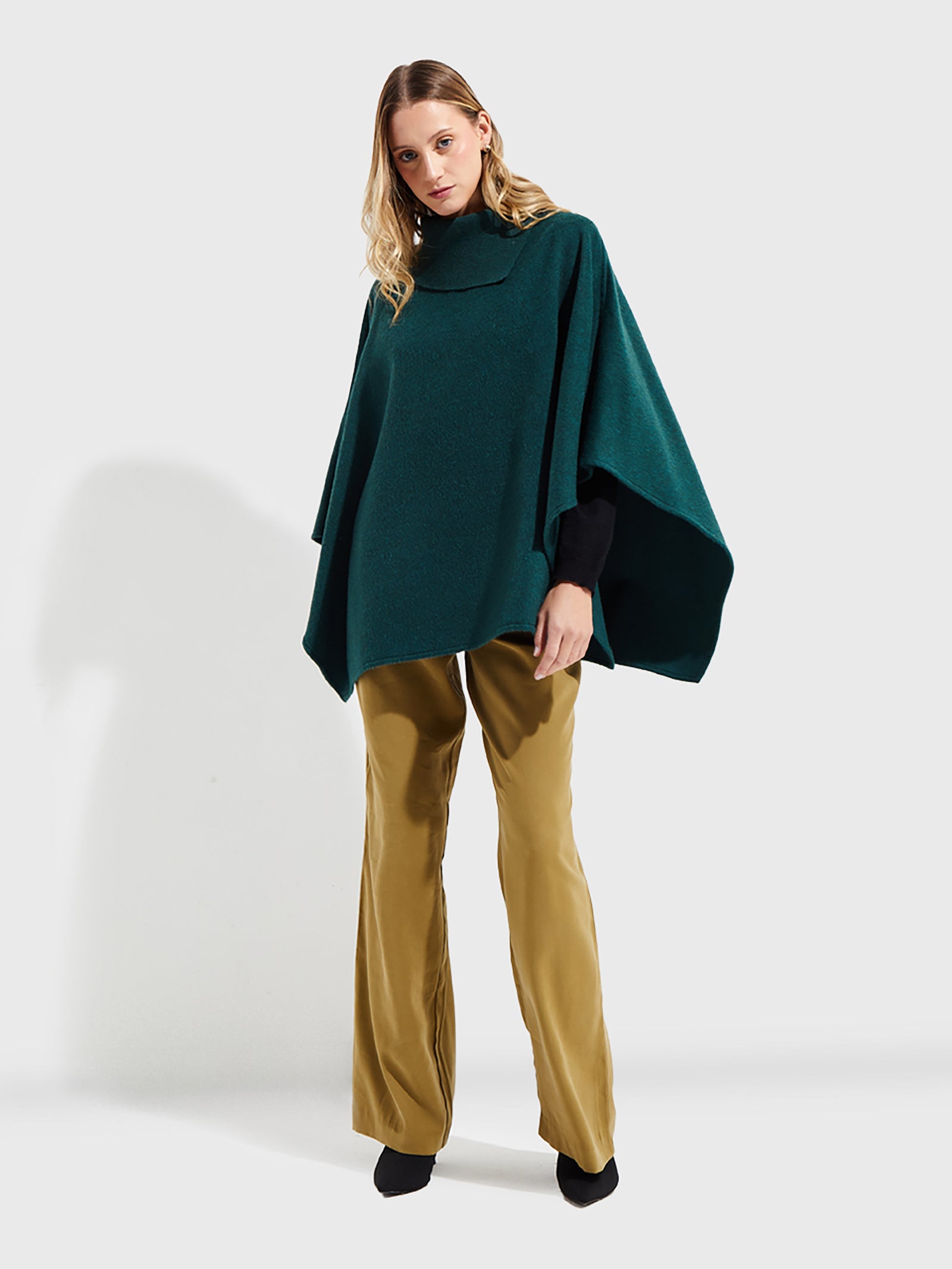 Yssey Baby Alpaca Cape Green