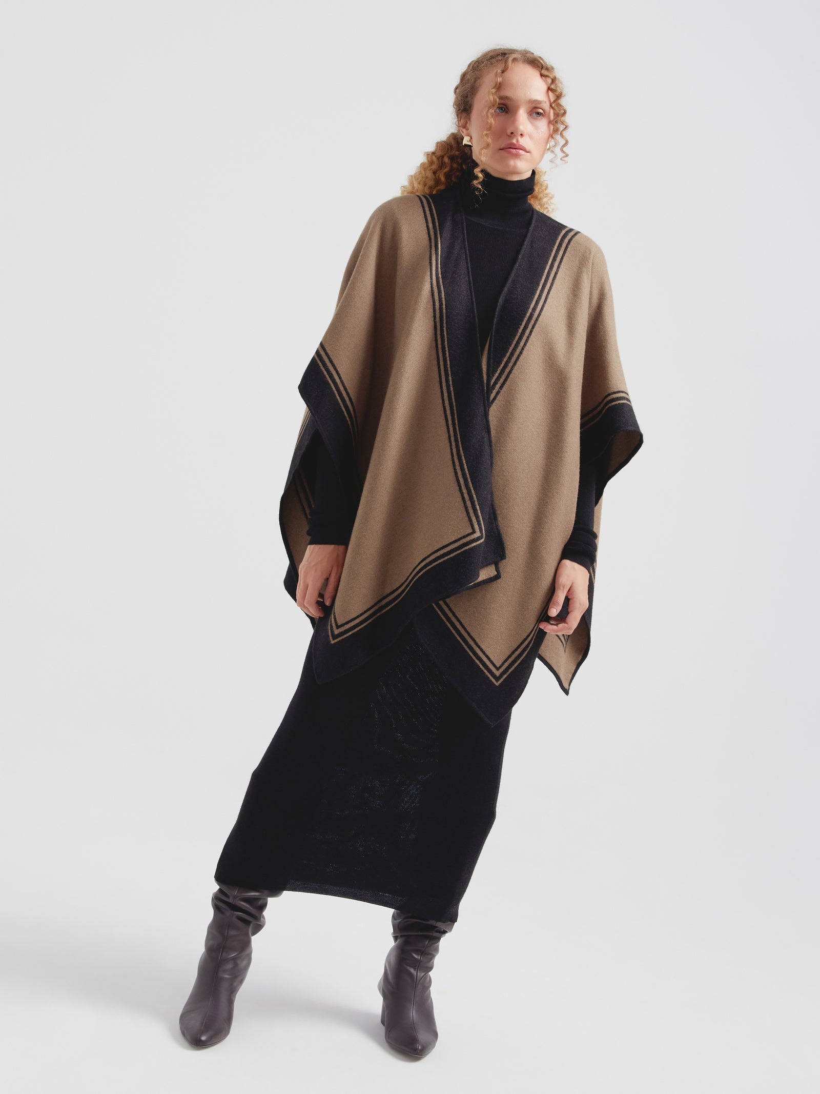 Camel Baby Alpaca Yuana Cape
