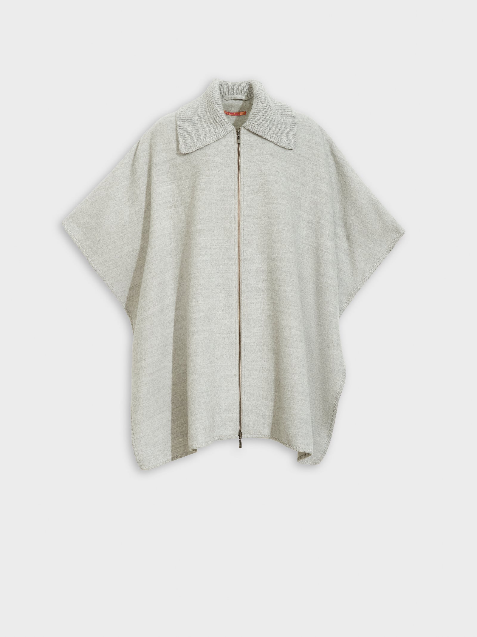 Zendaya Cape, Grey Baby Alpaca Color Marr N