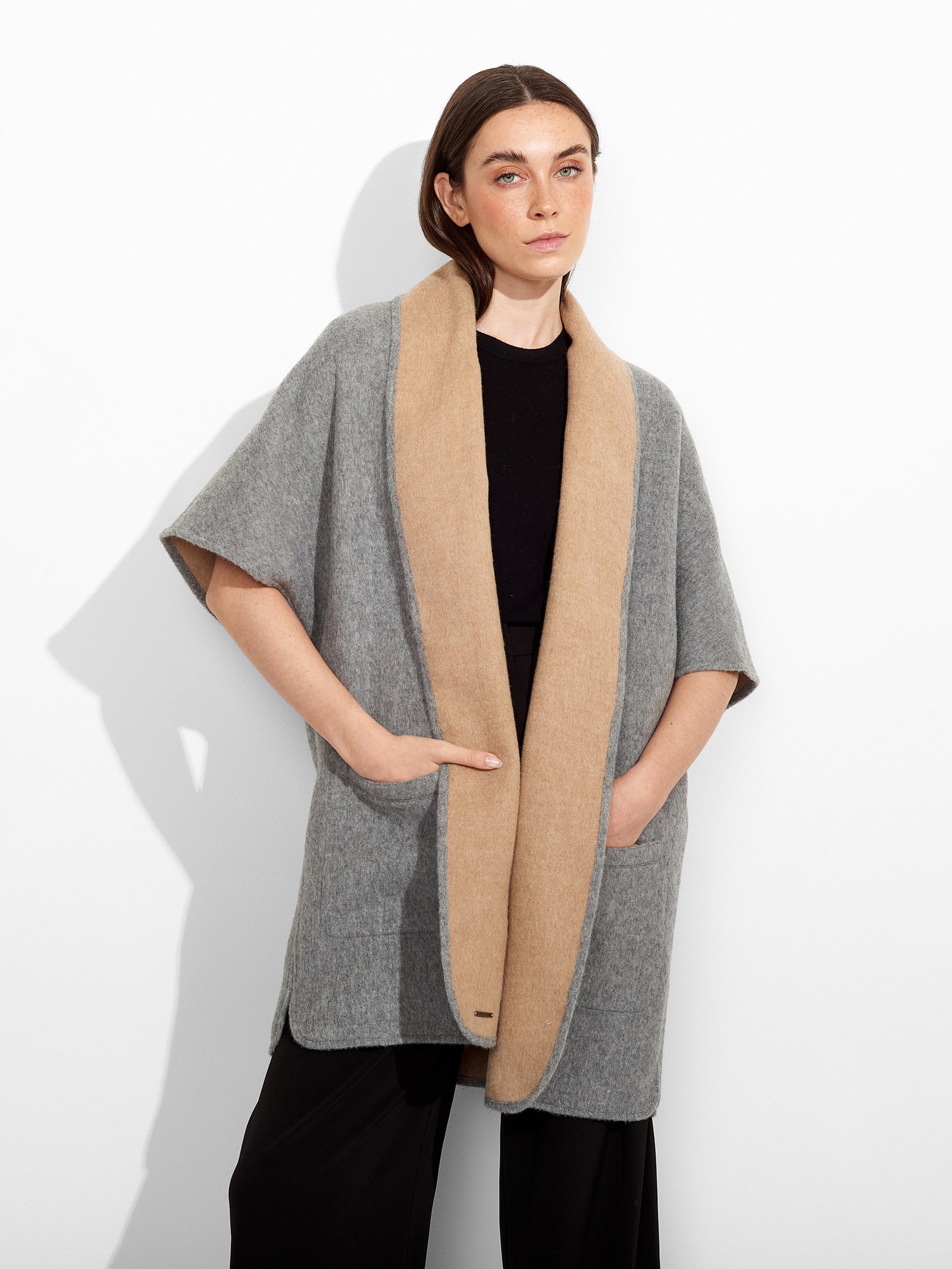 Capa Zea De Baby Alpaca Color Beige