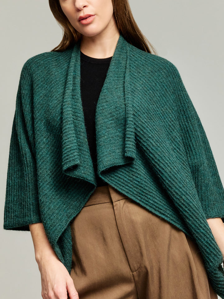Poncho Tinaja Baby Alpaca Green Color