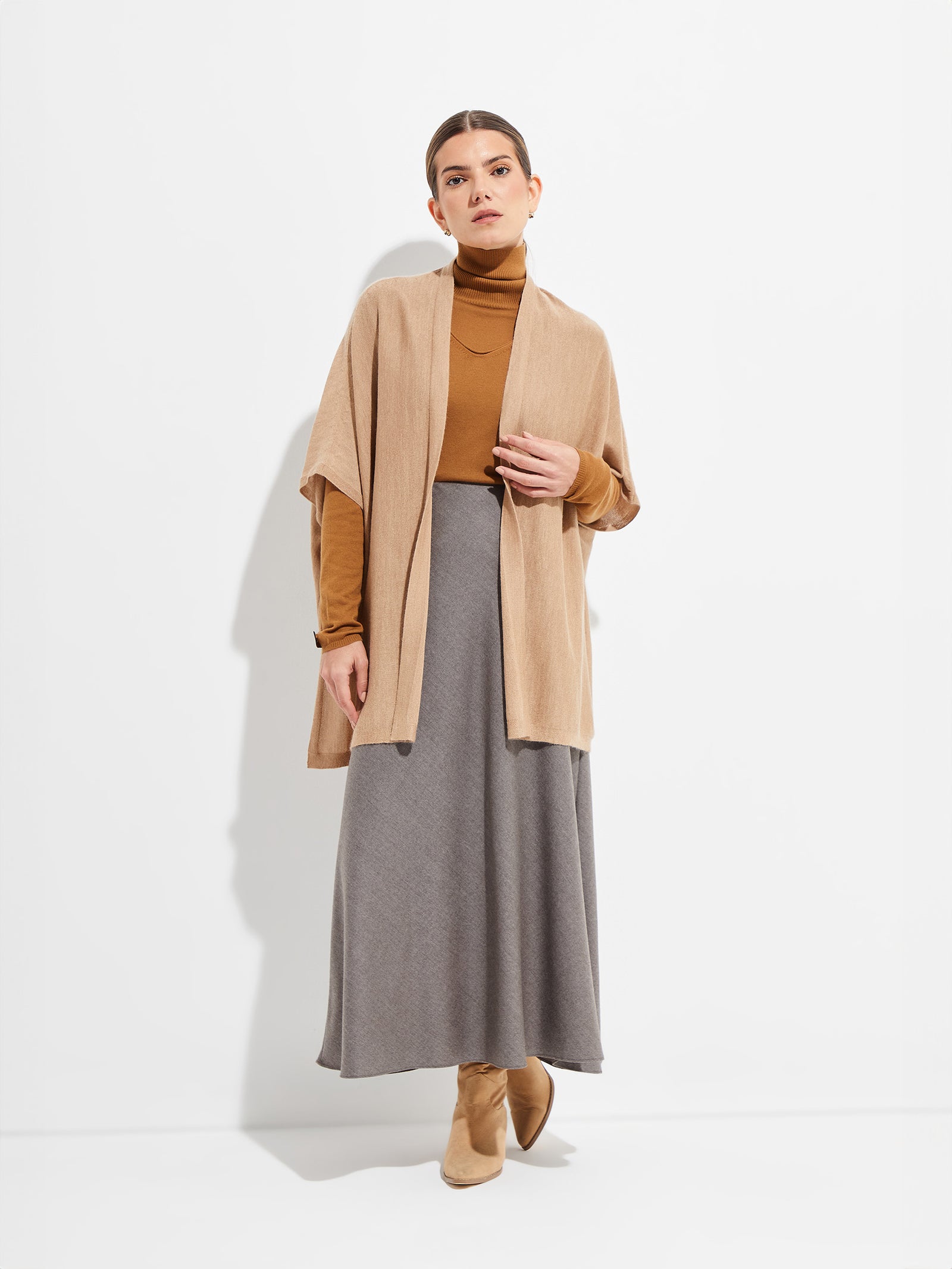 Capa Tandem De Royal Alpaca Color Beige