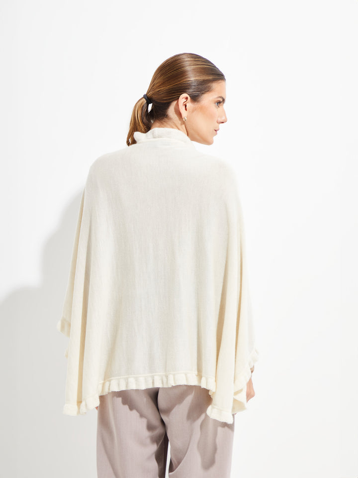 Bromelia Alpaca Poncho White Color