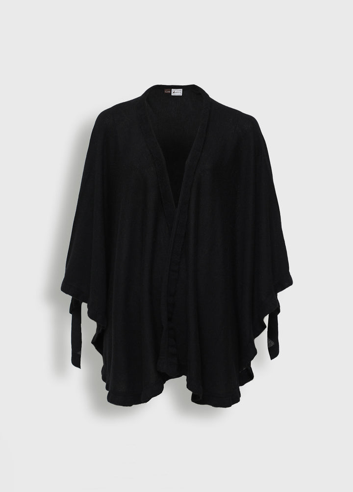 Bromelia Alpaca Poncho Black Color