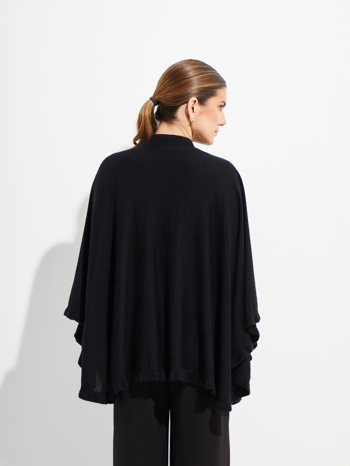 Bromelia Alpaca Poncho Black Color