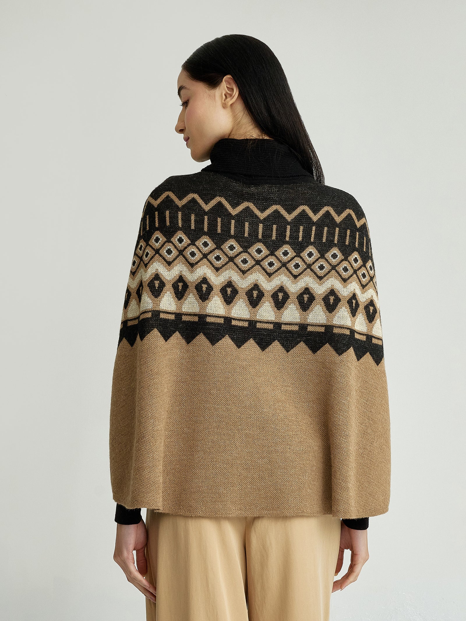 Yacinta Poncho Made of Baby Alpaca in Camel Color