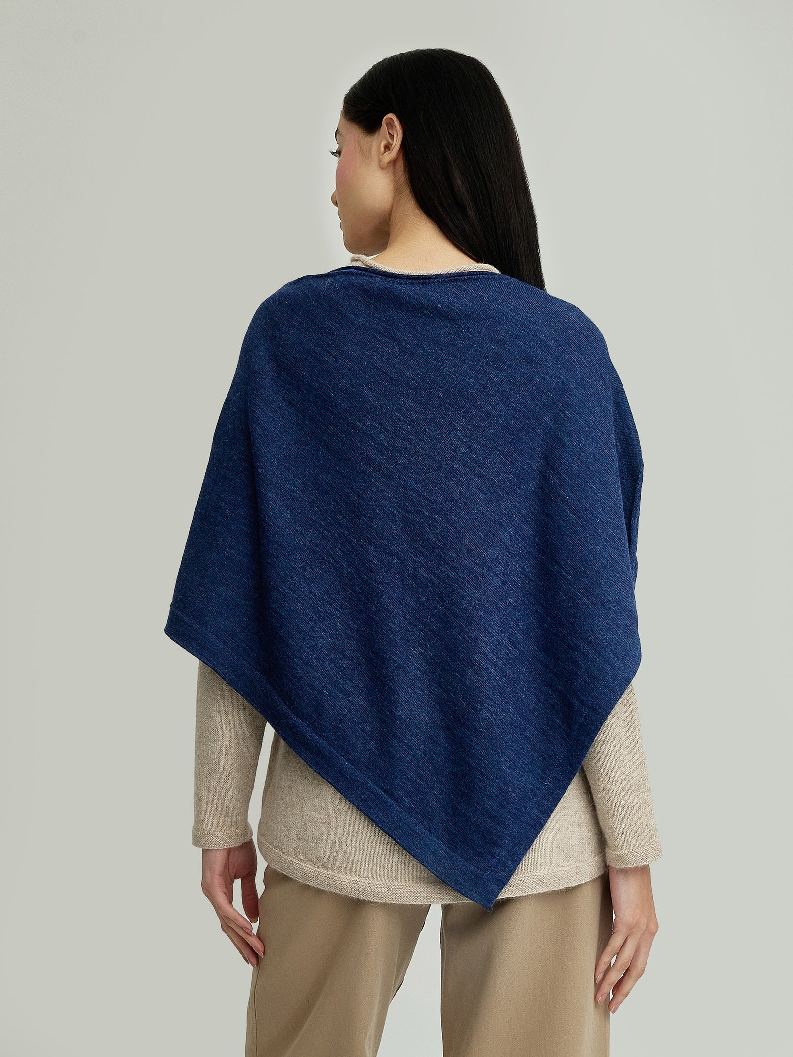 Yura Poncho Made of Baby Alpaca in Blue