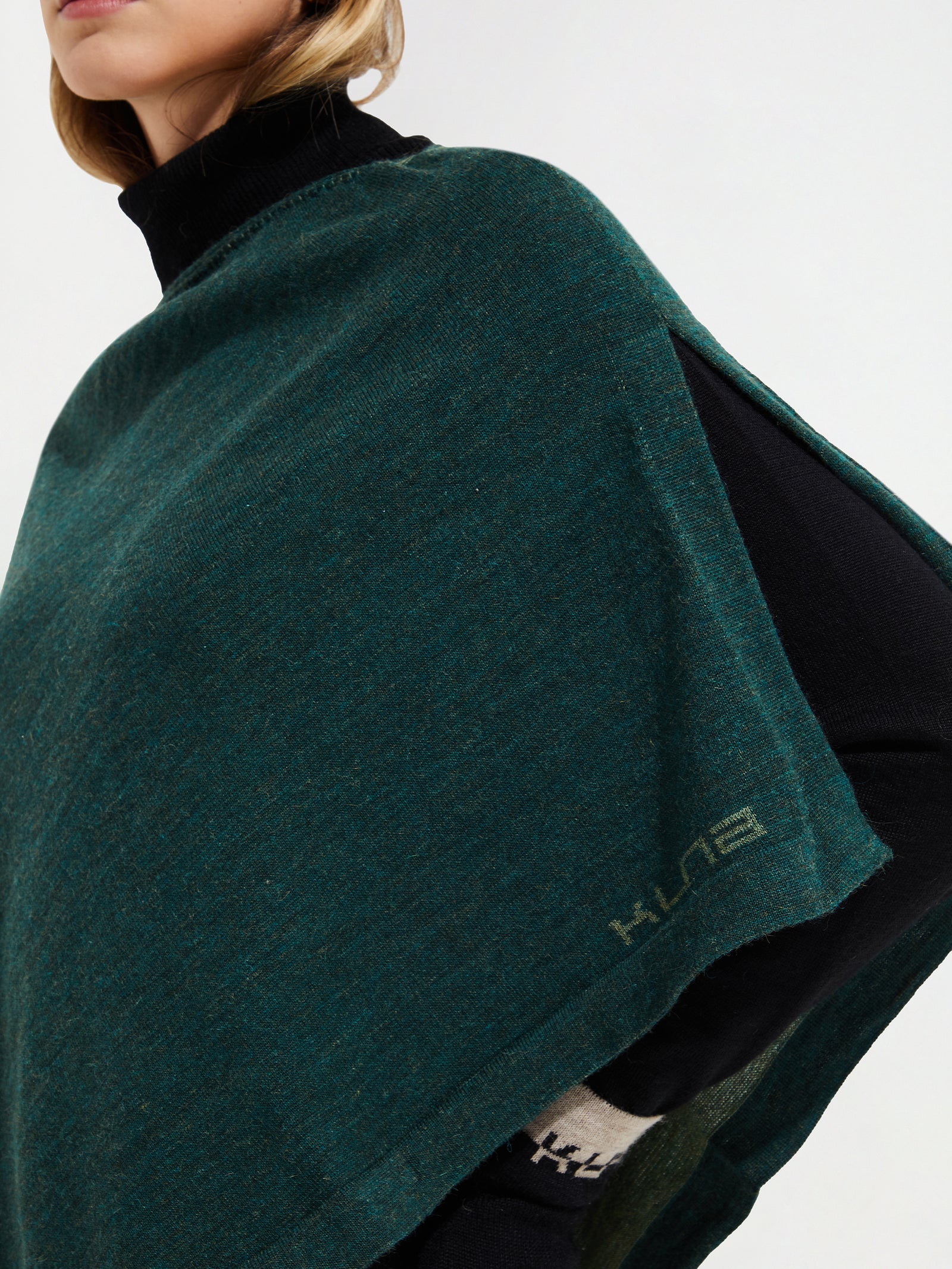 Green Baby Alpaca Yura Poncho