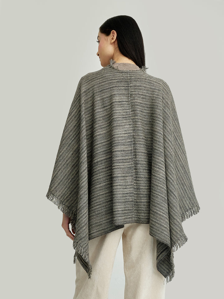 Yudith Beige Baby Alpaca Poncho