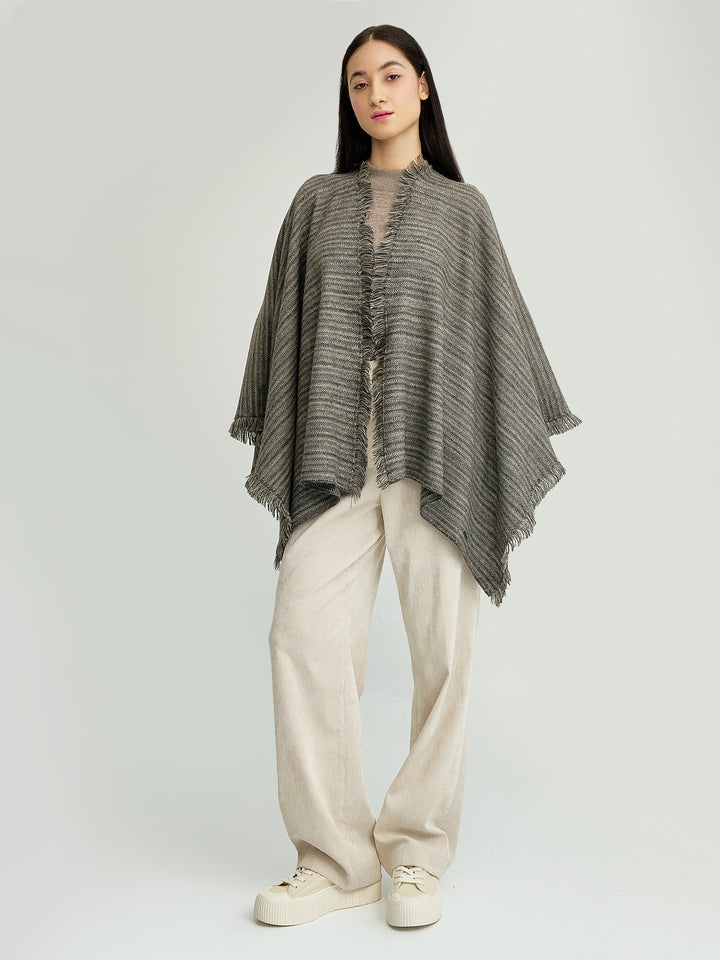 Yudith Beige Baby Alpaca Poncho