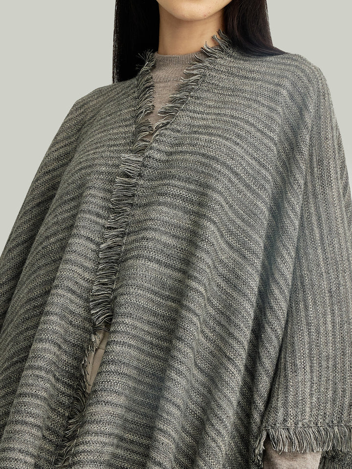Yudith Beige Baby Alpaca Poncho